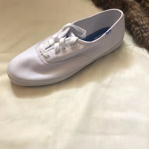 Brand New Classic White Canvas Keds